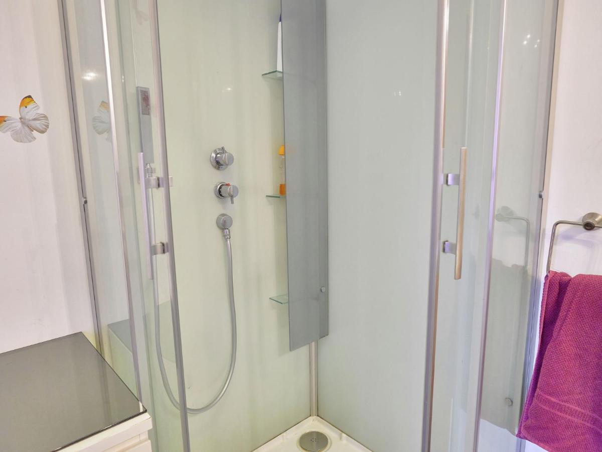 Holiday Home In Chevron With Garden Terrace Neucy ภายนอก รูปภาพ